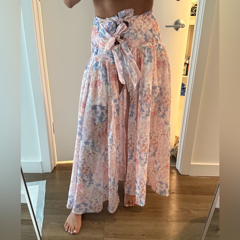 Atoir Floral Pink and Blue Women's Skirt xs